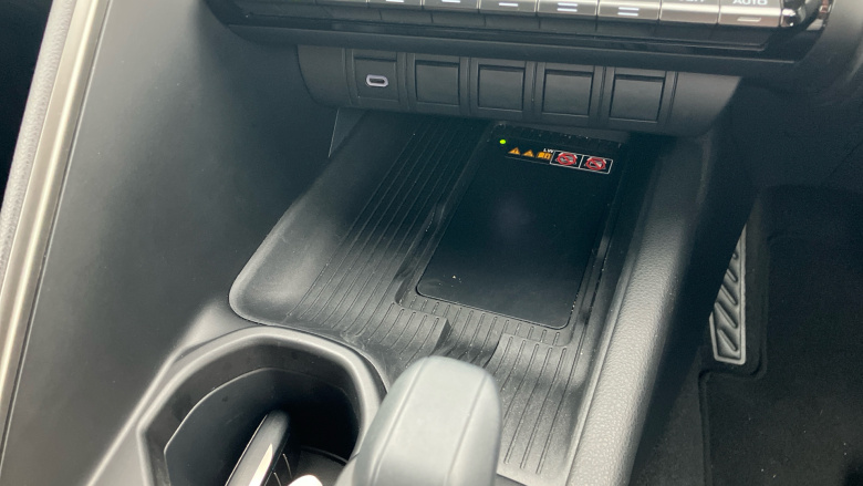 Toyota C-HR 1.8 Hybrid Design 5dr CVT Hybrid Hatchback